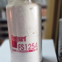 uae/images/productimages/royal-falcon-heavy-duty-machinery-spare-parts-trading-llc/oil-filter/fleetguard-fs1254-filter.webp